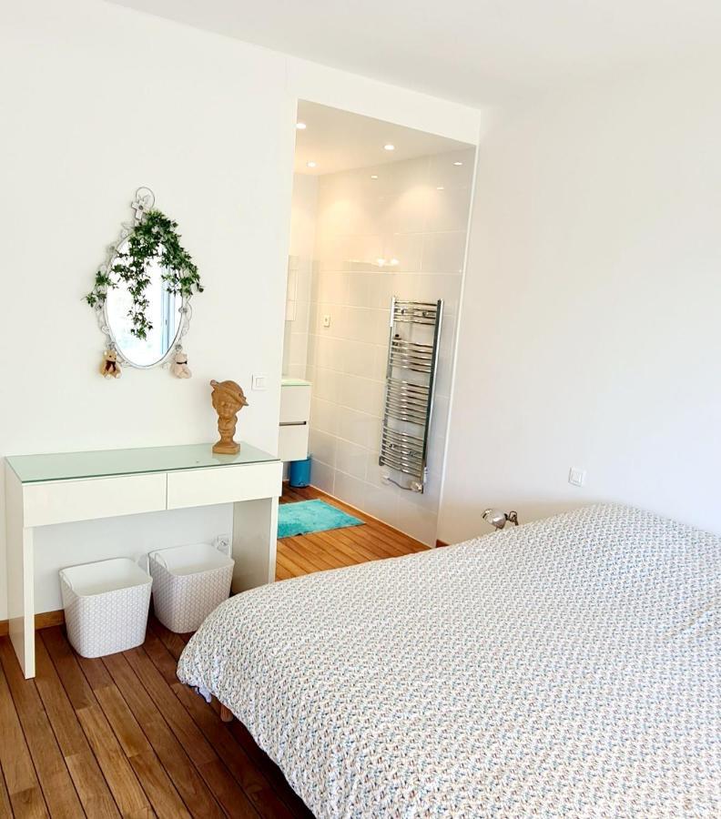 Superbe Appartement Dans Cadre D'Exception - Piscine, Plage Et Tennis Prive Bandol Exterior photo